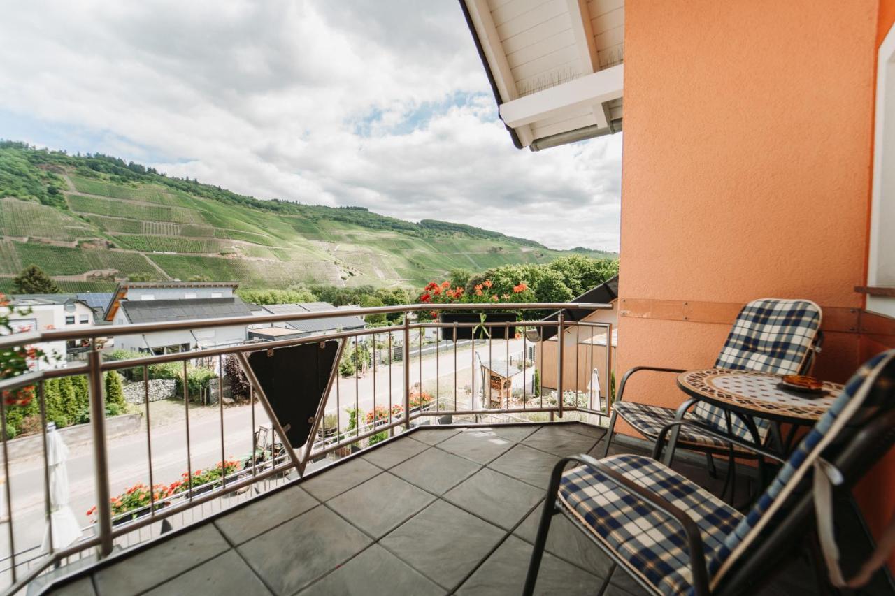 Wein- Und Gaestehaus Schwaab&Sohn Erden Exterior foto